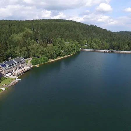 Holidayhaus-luetsche / Schmuecke Appartement Frankenhain